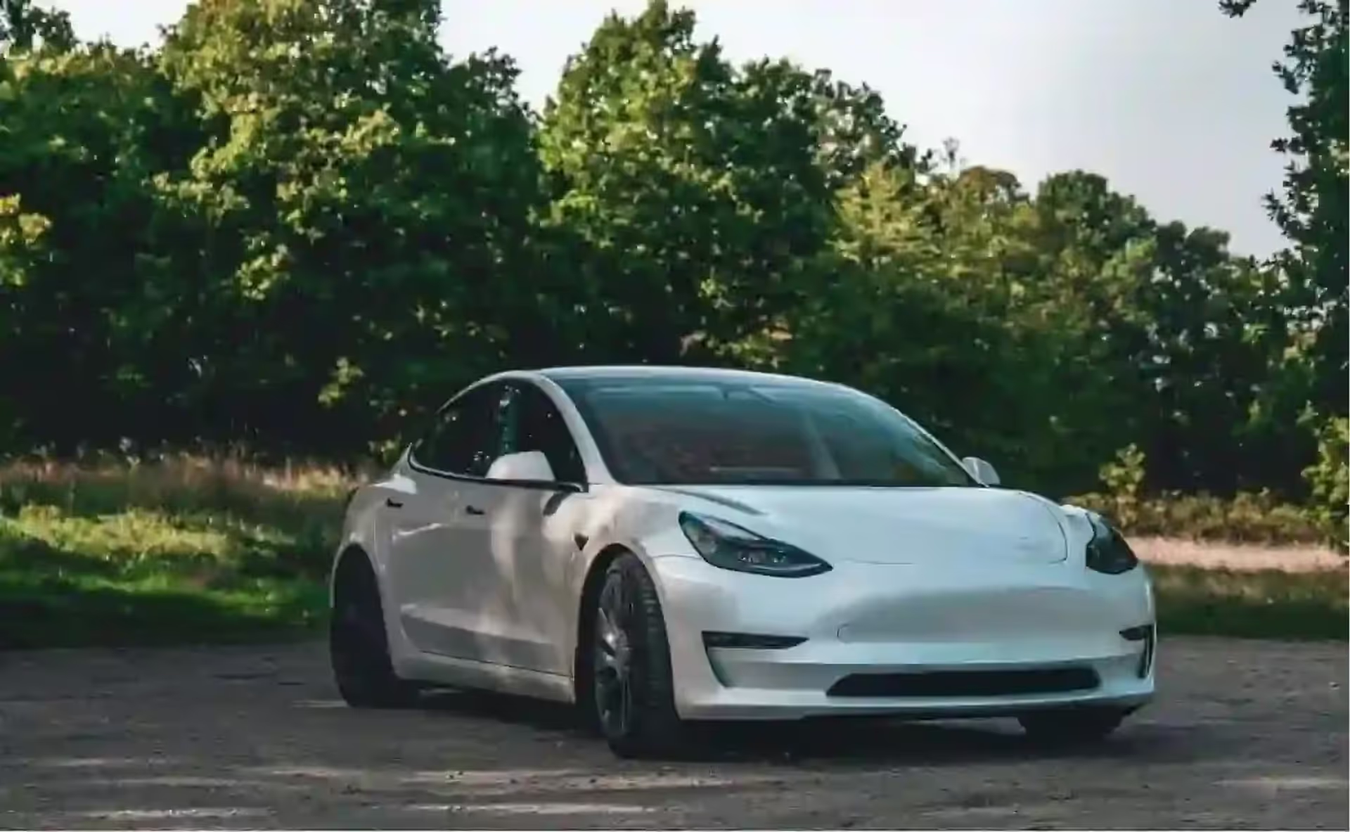 The Hidden Technology Driving the EV Revolution: Batteries, Charging, AI, and Sustainable Design