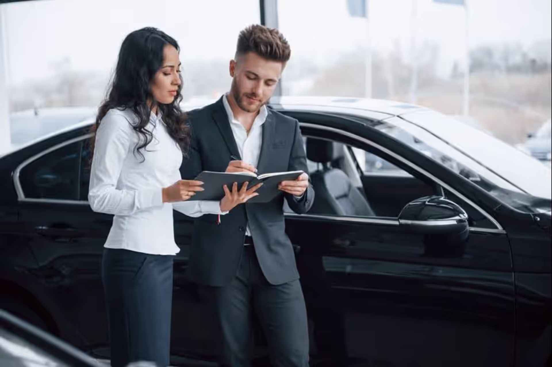 The Complete Guide to Car Financing: Loans, Leases, Credit Scores, and Dealer Negotiation Tips